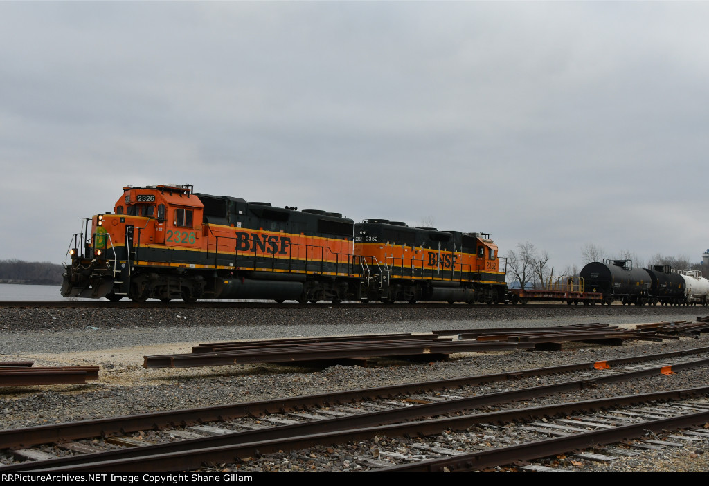 BNSF 2326